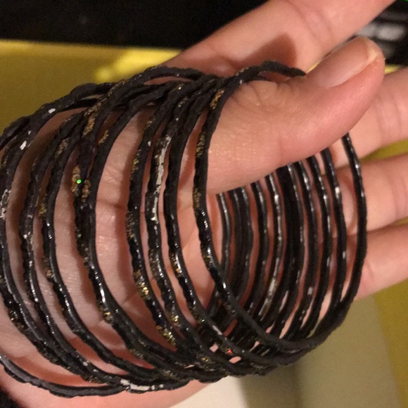 INDIAN BANGLES - Picture 6 of 9